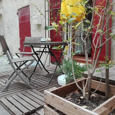 La Maison Des Hautures Arles Exterior photo